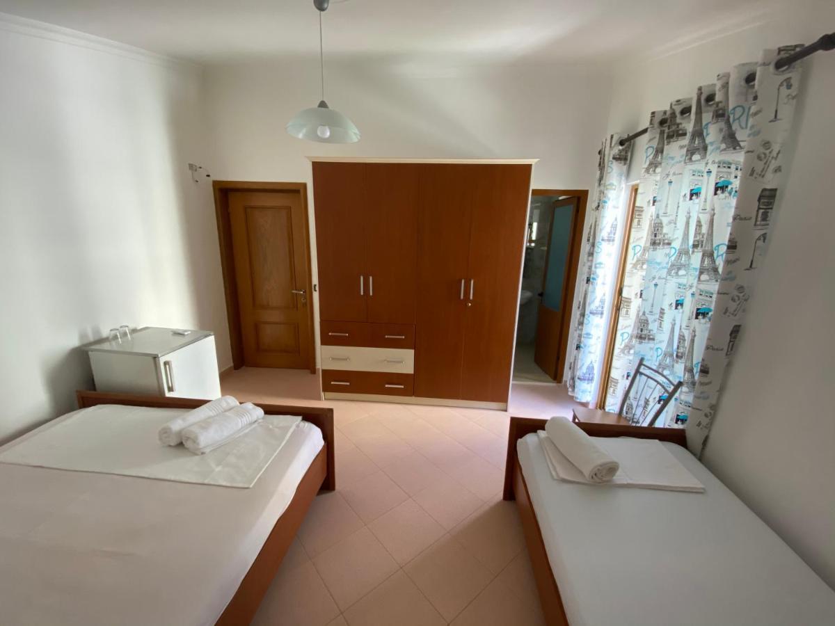 Guest House Lionel Durrës 외부 사진