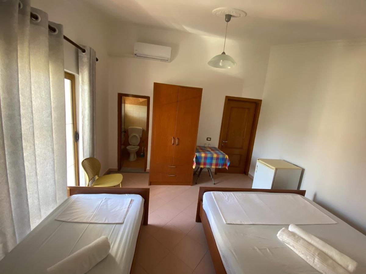 Guest House Lionel Durrës 외부 사진